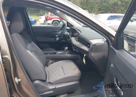 2025 Nissan Kicks Sv Fwd из США, поврежденный, VIN 3N8AP6CA8SL410384